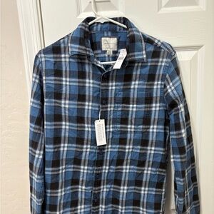 American Eagle Outfitters Blue and Black Plaid Shirt